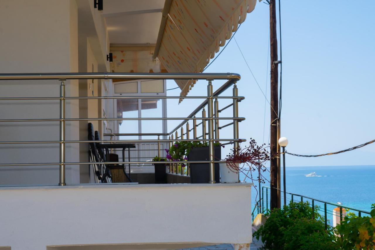 Zoe Seaview Apartment By Rentalspro - Nea Moudania Halkidiki Extérieur photo
